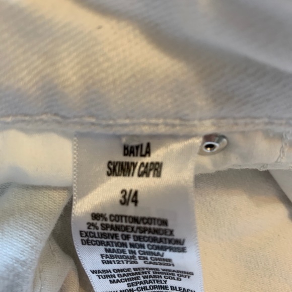 Women’s bottoms size 3/4 like new condition - Picture 3 of 4